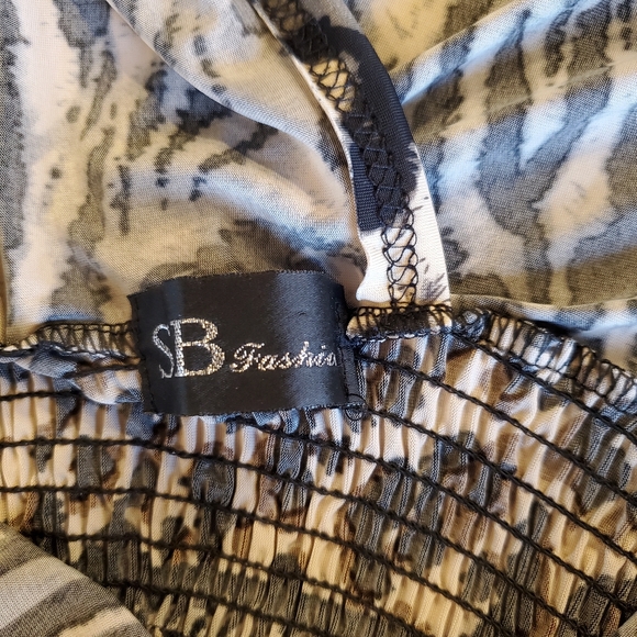 SB Fashion Cheetah Leopard Animal V Neck Ruched Waist Fashion Dress Size 9 - Picture 8 of 11